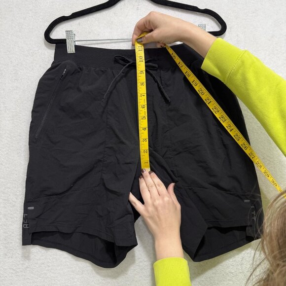 Lululemon Shorts Mens Medium Black License to Train Lined Zip Pockets 7 Inch - Picture 3 of 7